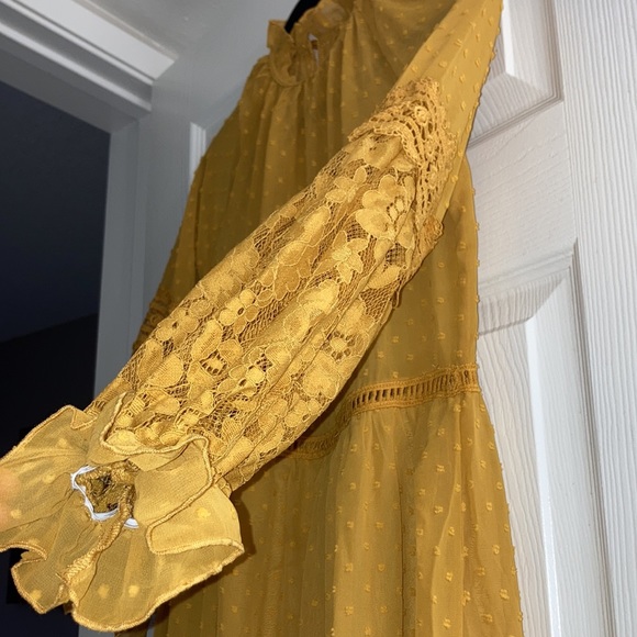 Mustard flowy summer dress - Picture 3 of 7